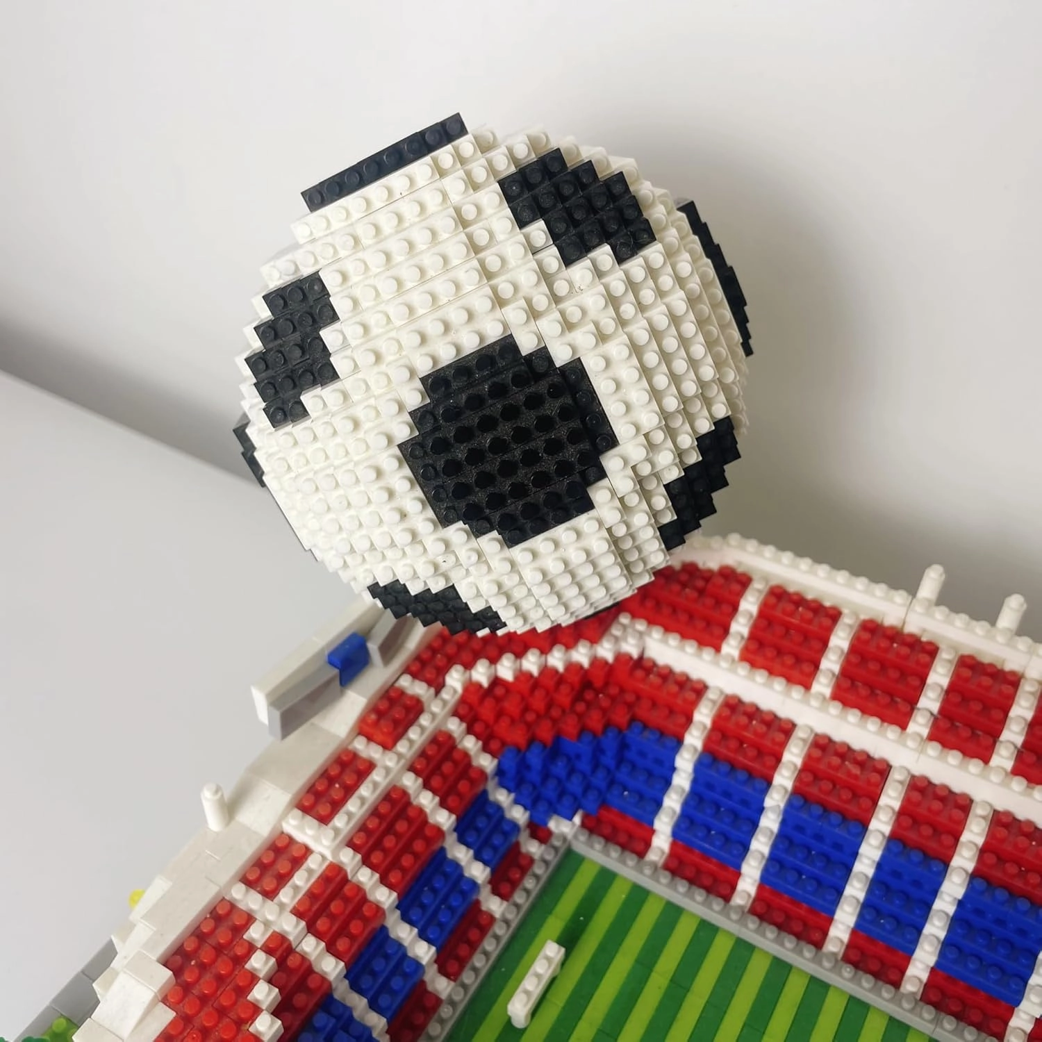 4200 pcs Barcelona Soccer Stadium with Soccer Ball Micro Mini Building Blocks Toy Set Creating an Exclusive Football Field, Proud Exhibits and Gift for Adult Fans, Challenging Artistic Works