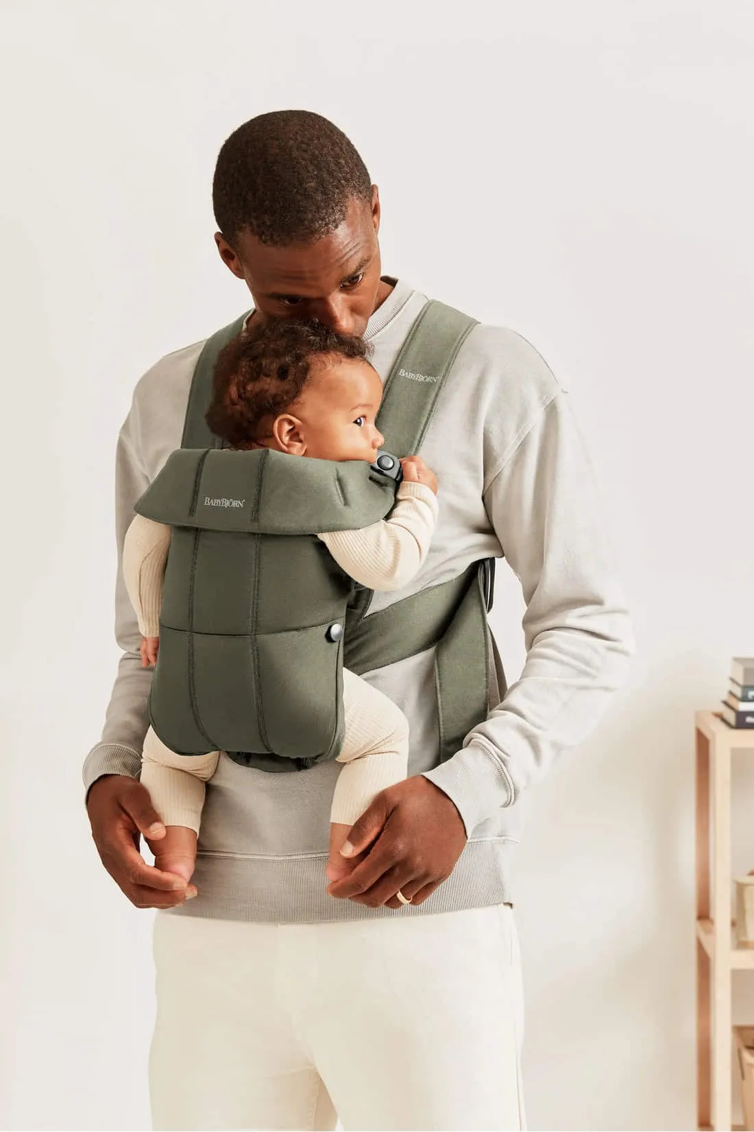 BabyBjörn Baby Carrier Mini - Dark Green, Woven