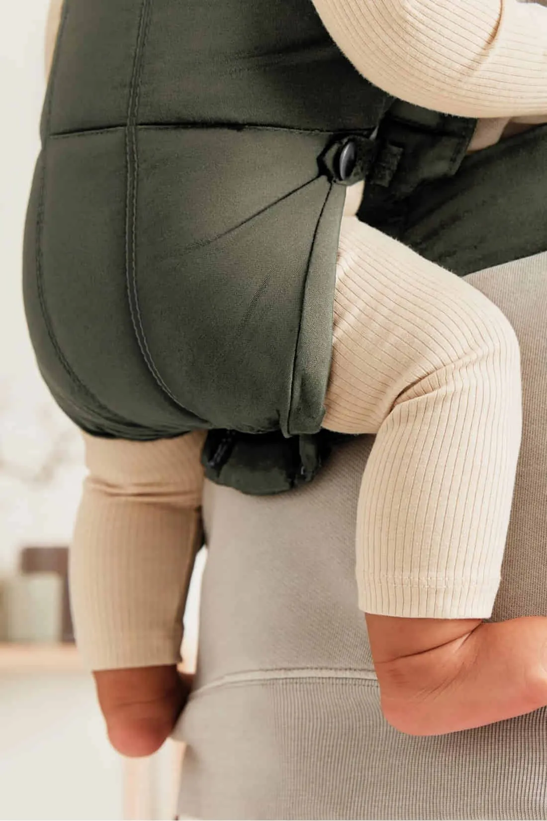 BabyBjörn Baby Carrier Mini - Dark Green, Woven