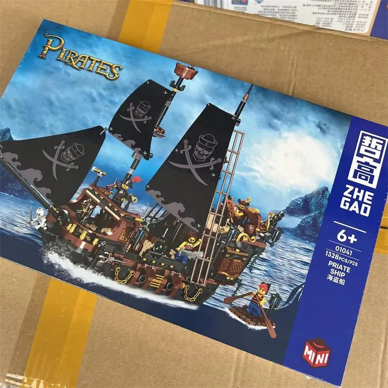 Creator MOC Ideas Pirate Ship MINI Bricks Toys 01041