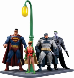 DC Collectibles Batman: The Dark Knight Returns: 30th Anniversary Box Set