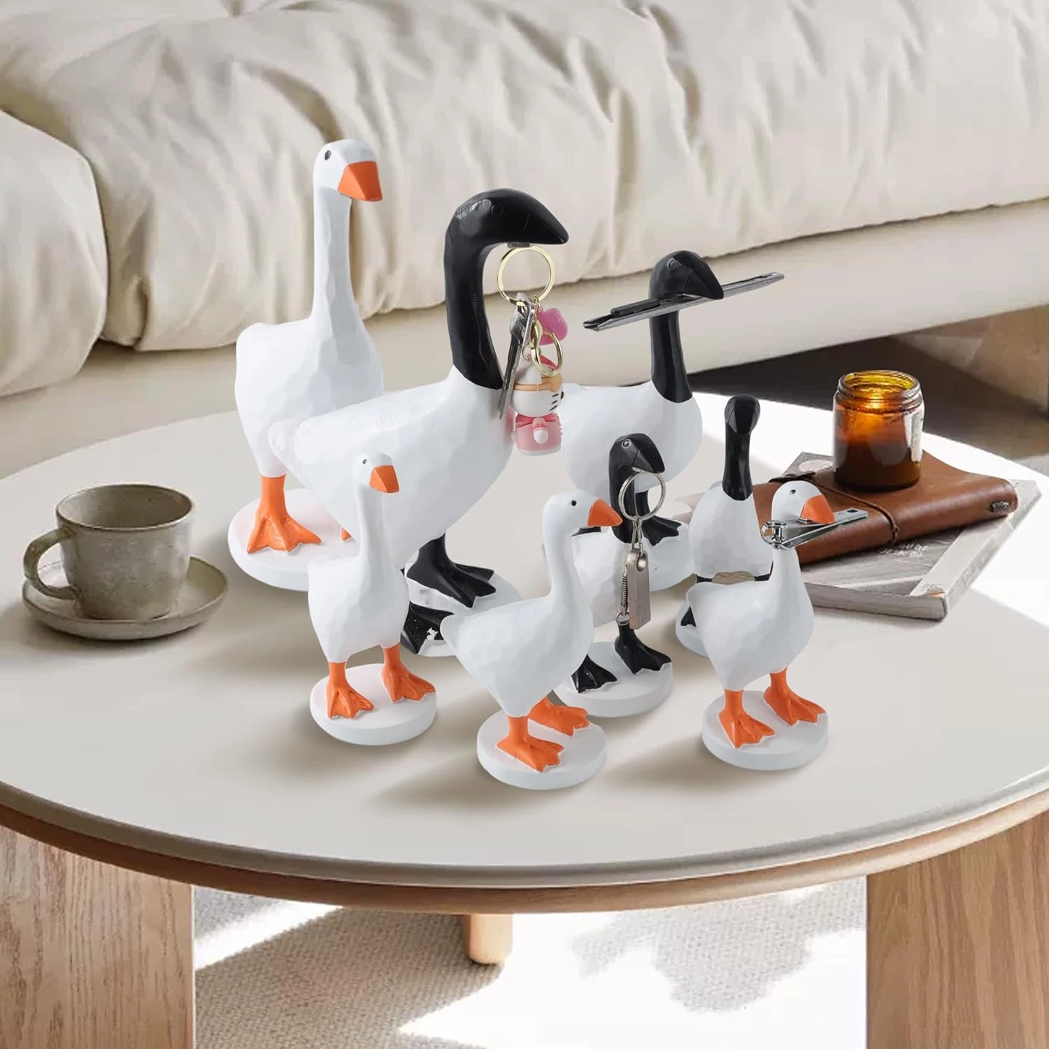 GRAPMKTG Magnetic Goose Key Holder Cute Home Decor Kawaii Room Office Table Desk Decor Aesthetic Funny Bedroom Decor Housewarming Gifts for Women Men1 Pack Canada Goose Small