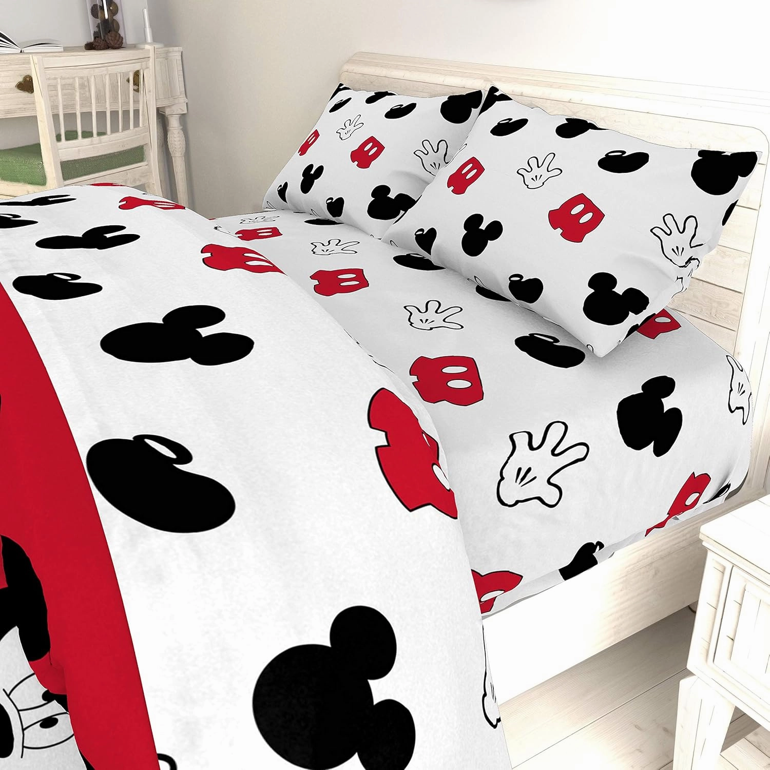 Jay Franco Disney Mickey Mouse Cute Faces Twin Sheet Set - Super Soft and Cozy Kid’s Bedding - Fade Resistant Polyester Microfiber Sheets (Official Disney Product)