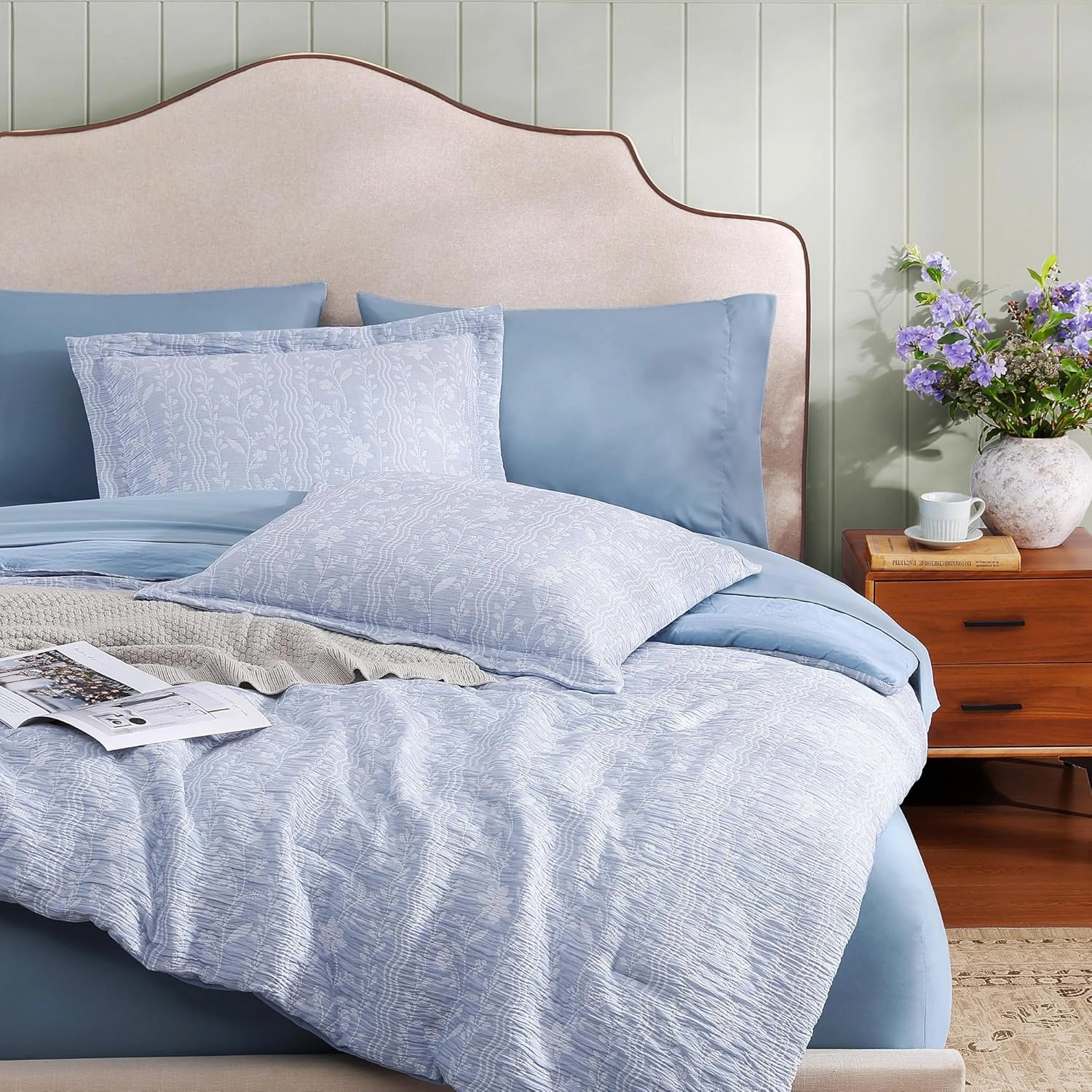 King Size Comforter Set - 7 Pieces Floral Blue Bedding for All Seasons, Farmhouse Shabby Chic Embroidery Bed Set, Soft Jacquard King Comforter Set with Sheets, Pillowcases & Shams