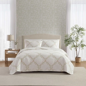 Laura Ashley - Full/Queen Quilt Set, Super Soft & Breathable Embroidered Bedding with Matching Sham(s), Floral Home Decor (Floral Embroidery Pink, Full/Queen)