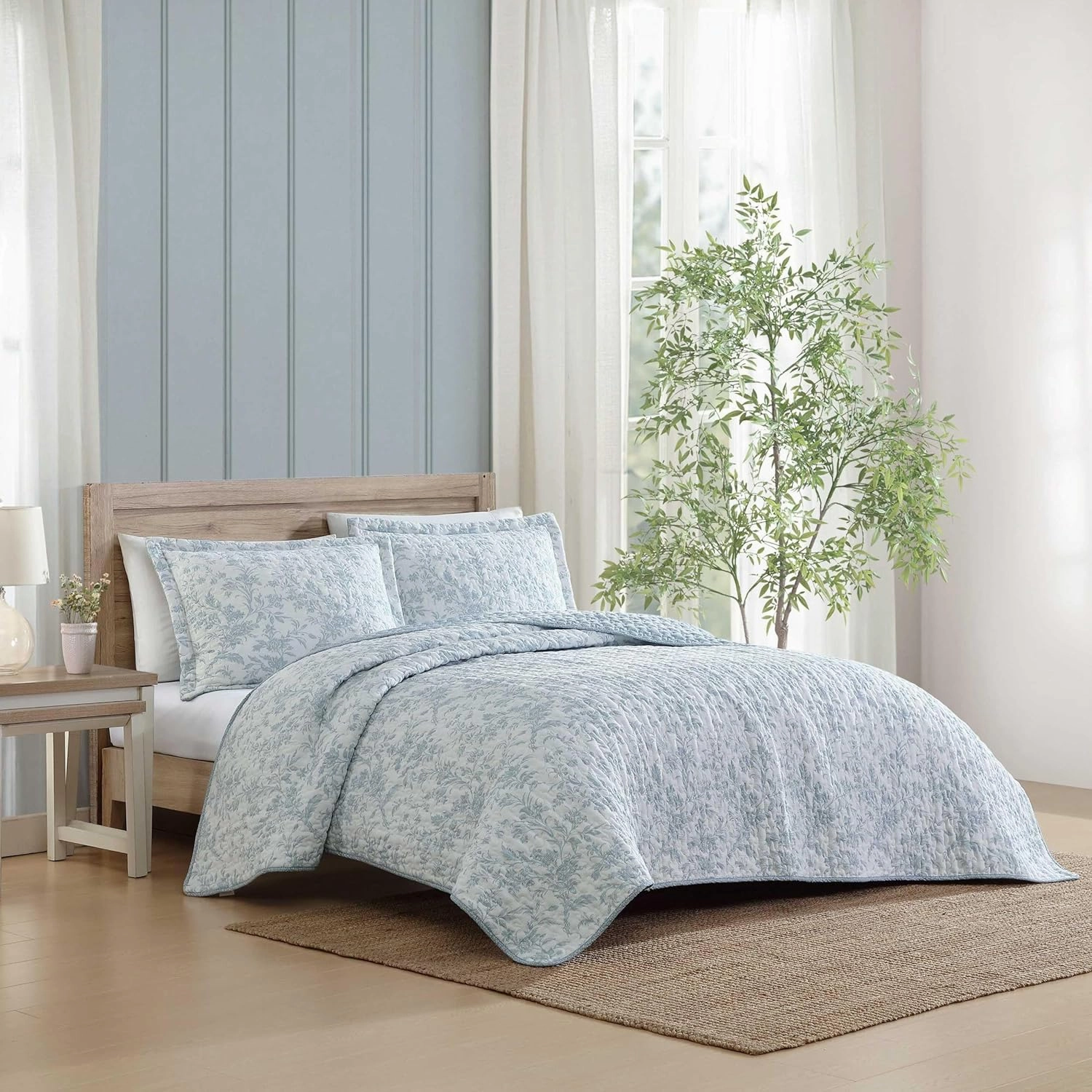 Laura Ashley - King Quilt Set, Textured Seersucker Bedding with Matching Shams, Reversible Bedding Essentials (Amberly Pastel Blue, King)