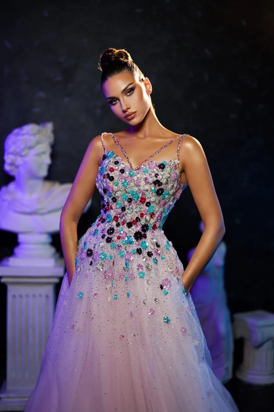 LOOK 44