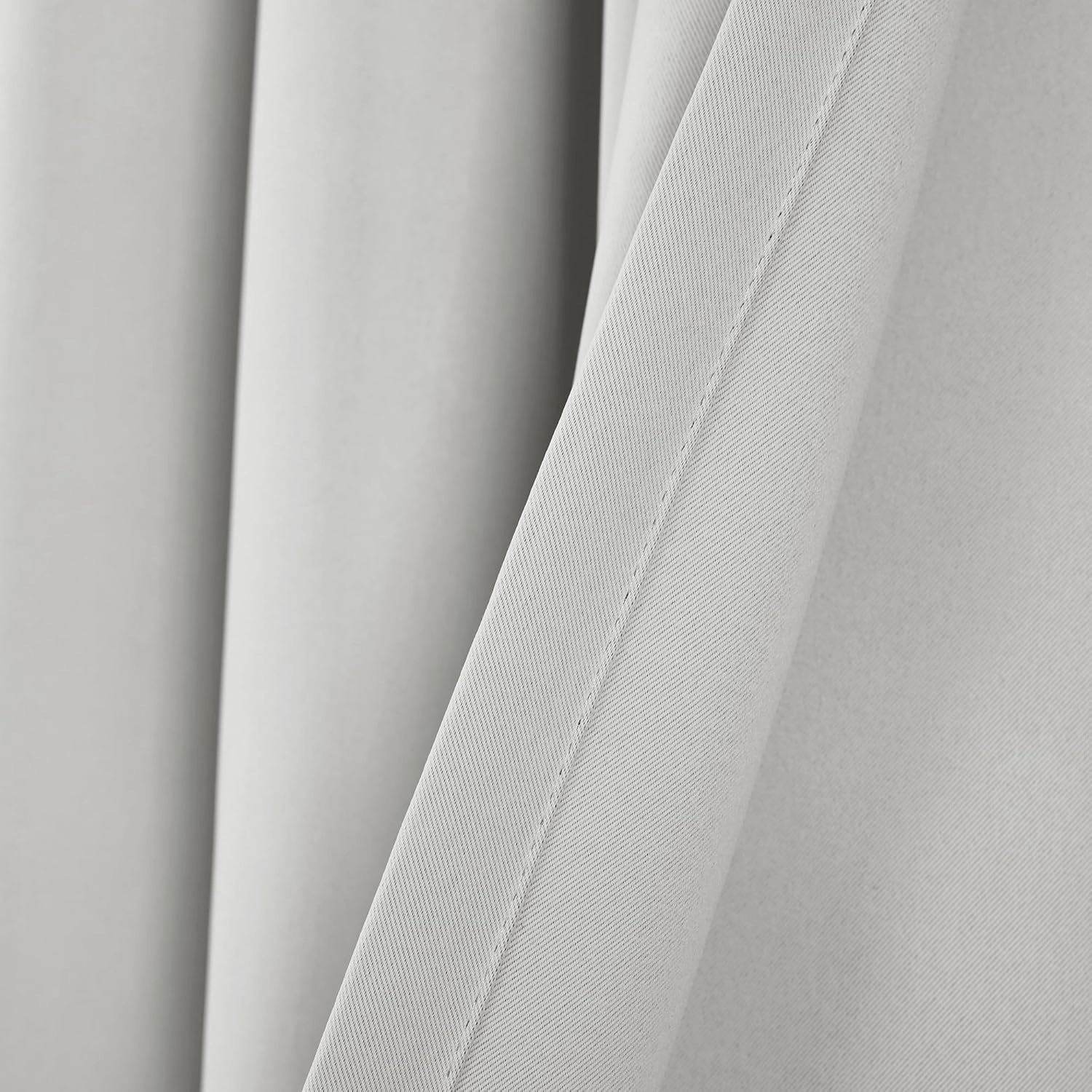 Lush Decor Insulated Grommet Blackout Window Curtain Panels, Pair, 52" W x 84" L, Light Gray - Classic Modern Design - Chic Window Decor - Long Curtains For Living Room, Bedroom, Or Dining Room
