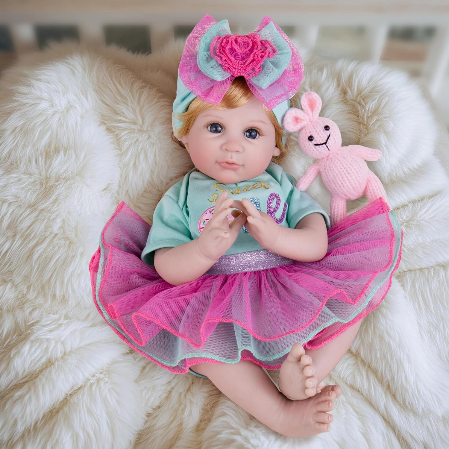Milidool Reborn Baby Dolls, 22 inch Weighted Realistic Newborn Baby Girl Lifelike Newborn Girl Doll with Feeding Toy Accessories Set, Great Gift Set for Grandma Kids 3 