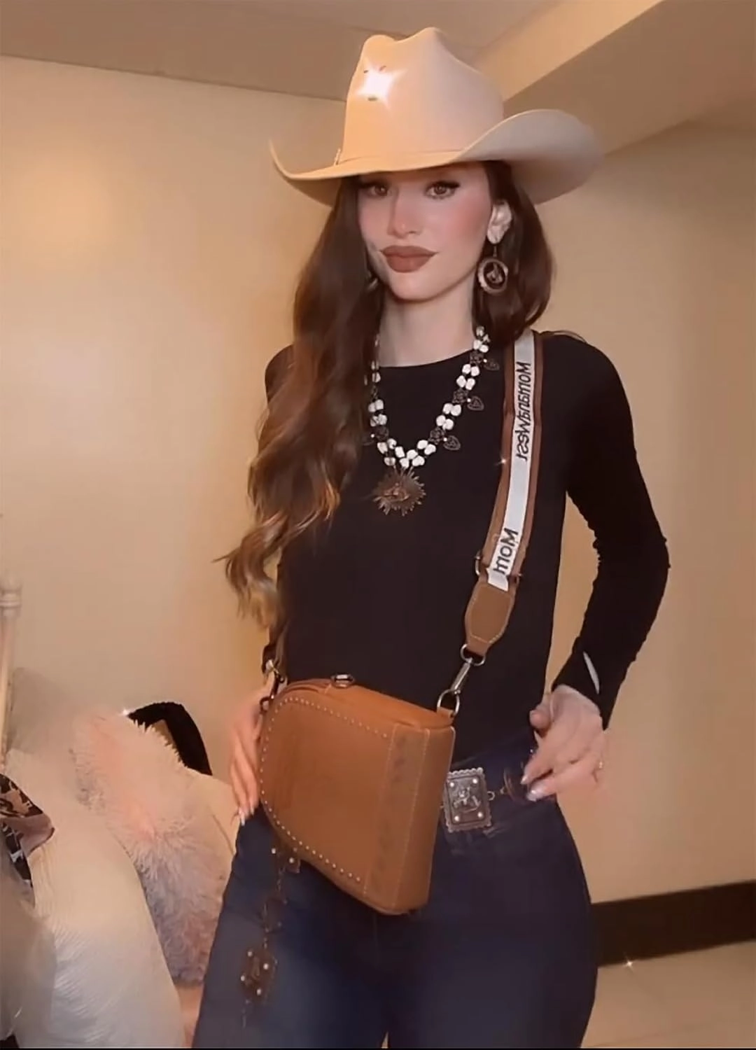 Montana West Wrangler 3 Pieces Jewelry Set for Women Western Cowgirl Necklace Earring Set.
