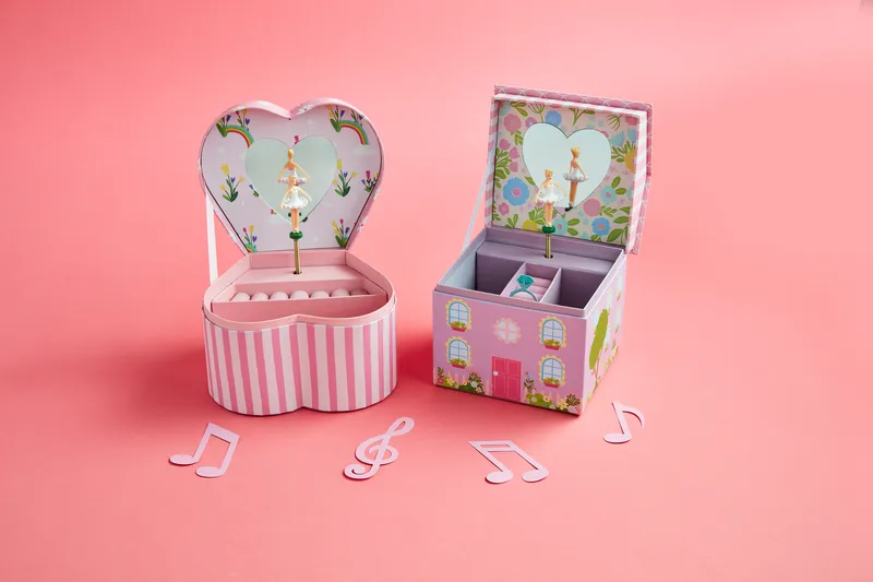 Mud Pie: Heart Musical Jewelry Box