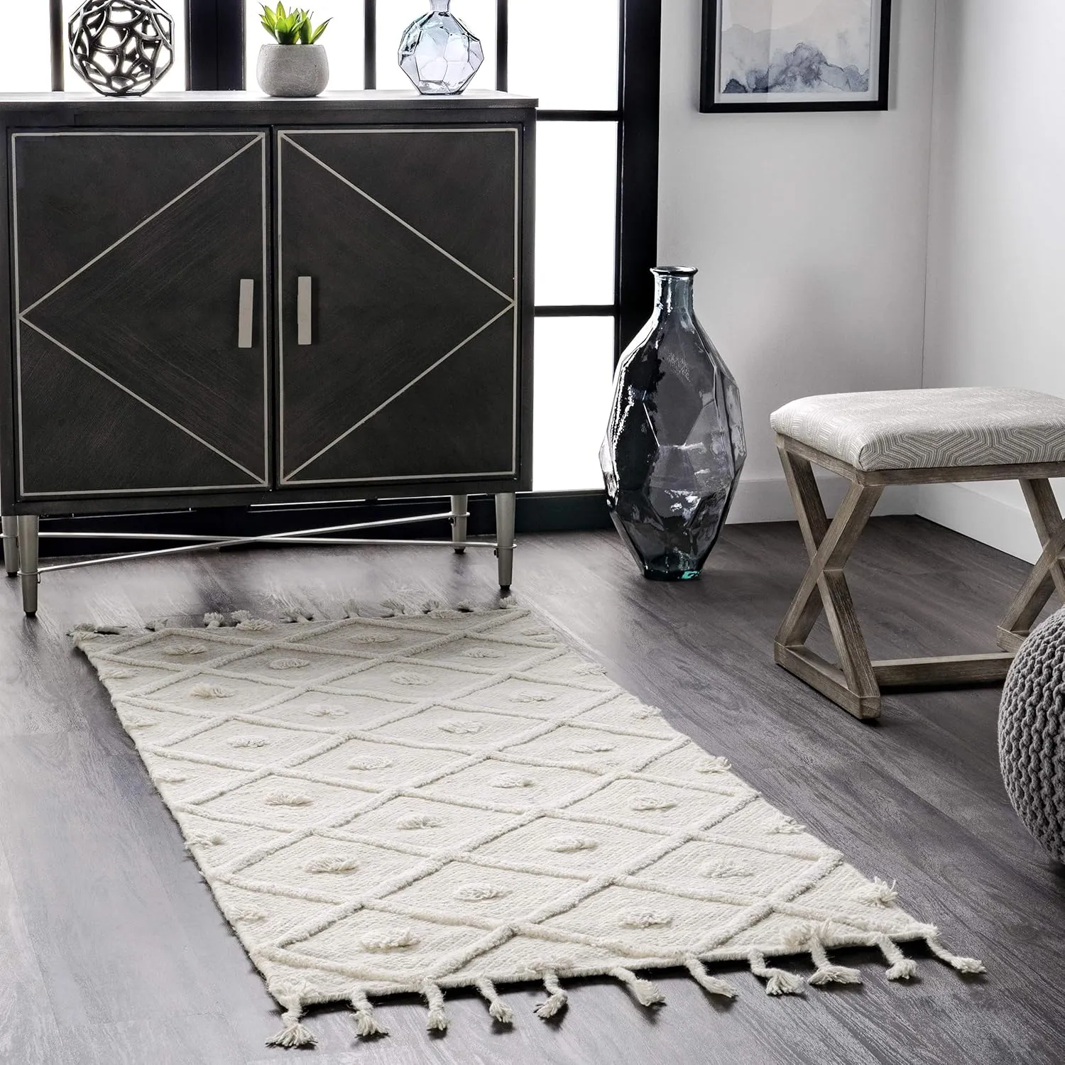 nuLOOM Vintage Medallion Veronica Accent Rug, 2'6x6, Ivory
