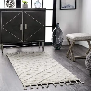 nuLOOM Vintage Medallion Veronica Accent Rug, 2'6x6, Ivory