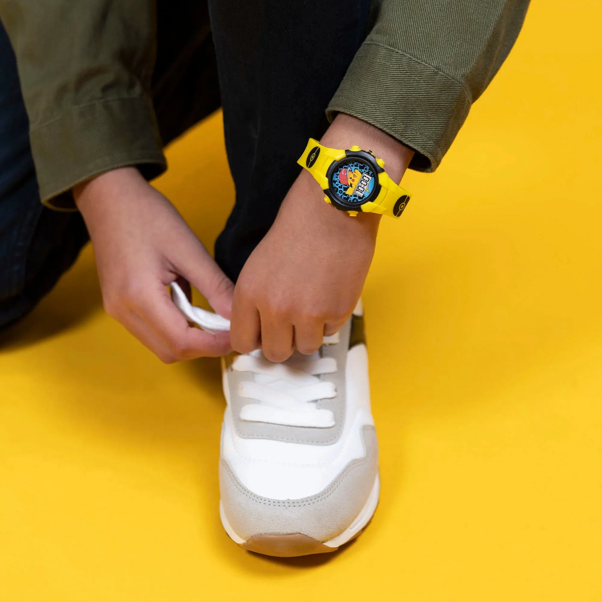 Pokémon Character Print and Dial Digital Flashing Watch