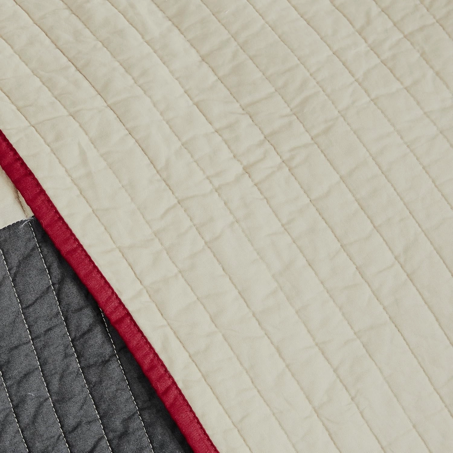 Woolrich Reversible Quilt Cabin Lifestyle Design - All Season, Breathable Coverlet Bedspread Bedding Set, Matching Shams, Oversized King/Cal King, Huntington Plaid Red, 3 Piece